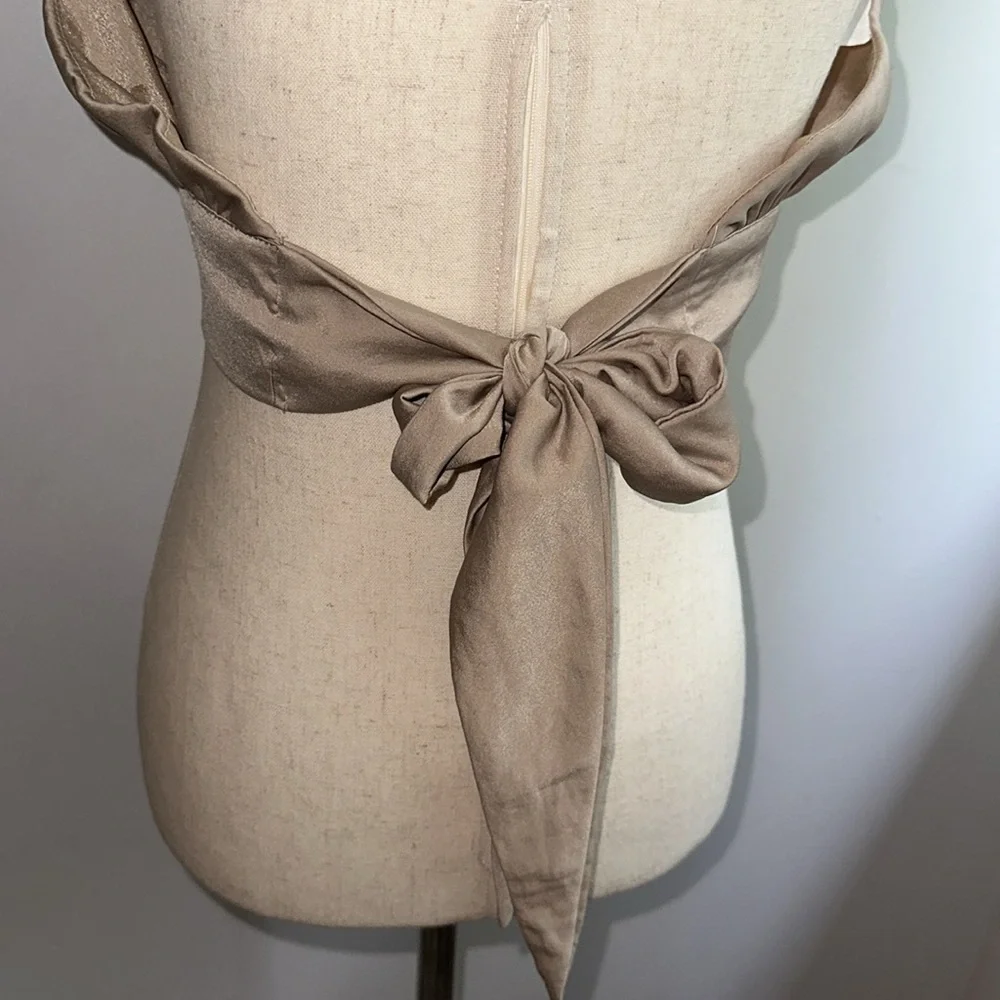Taupe Halter Top with open back - Picture 5 of 7